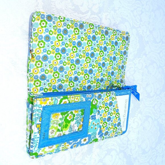 Vera Bradley English Meadow Travel Wallet New - Picture 4 of 8